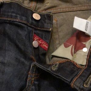 Lucky Brand Jeans - Lucky brand jeans- Never worn!!! Lucky Brand Jeans - Lucky brand jeans- Never worn!!!